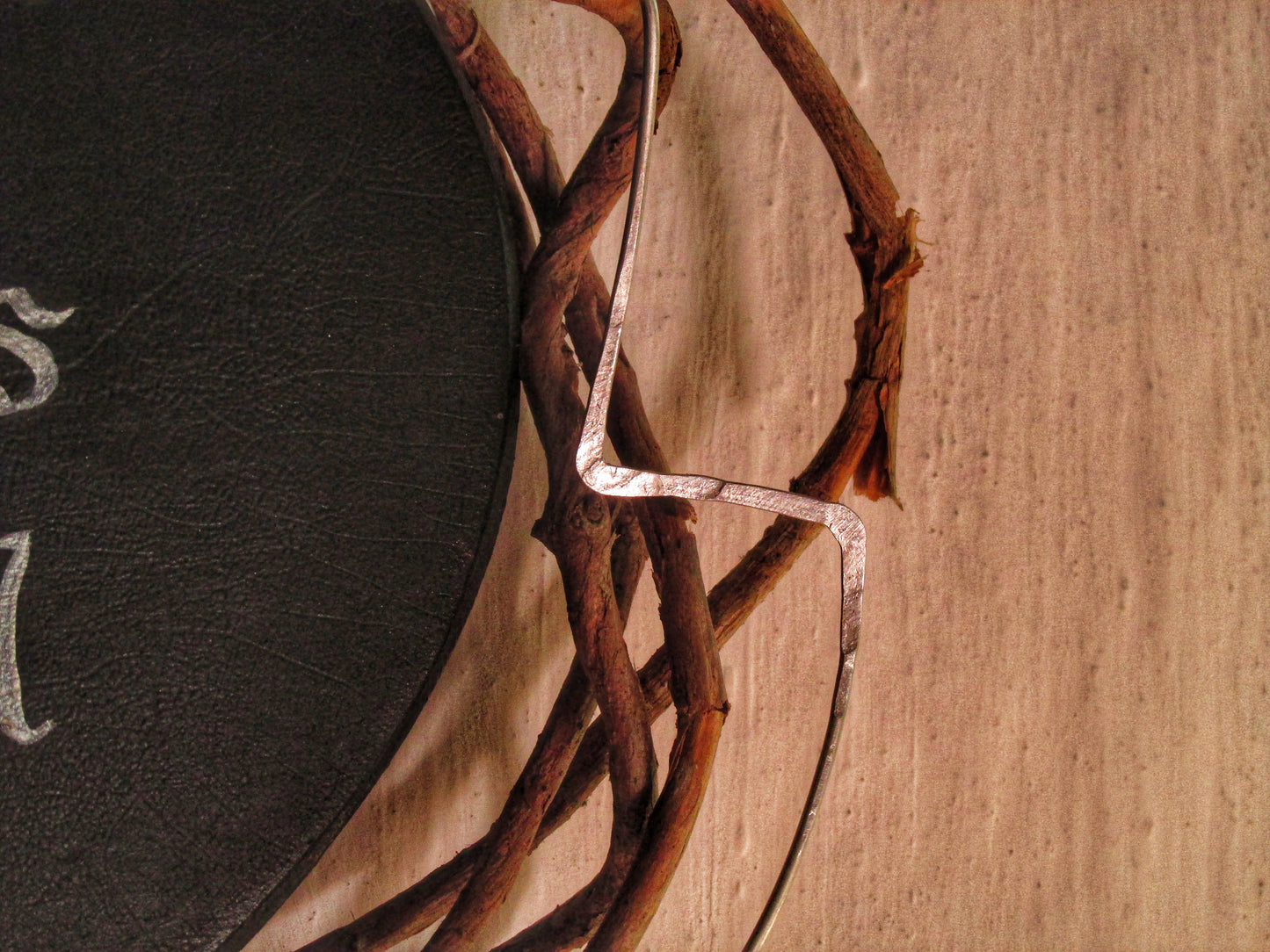 Upcycled - Hobbit sign - Not idly do the leaves of Lorien fall