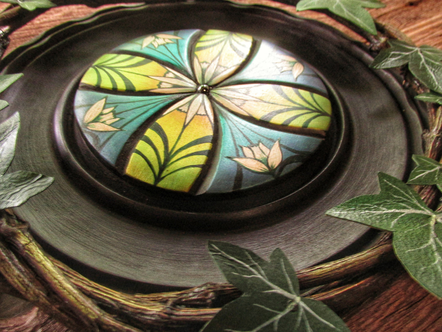 Luthien's device, with ivy wreath