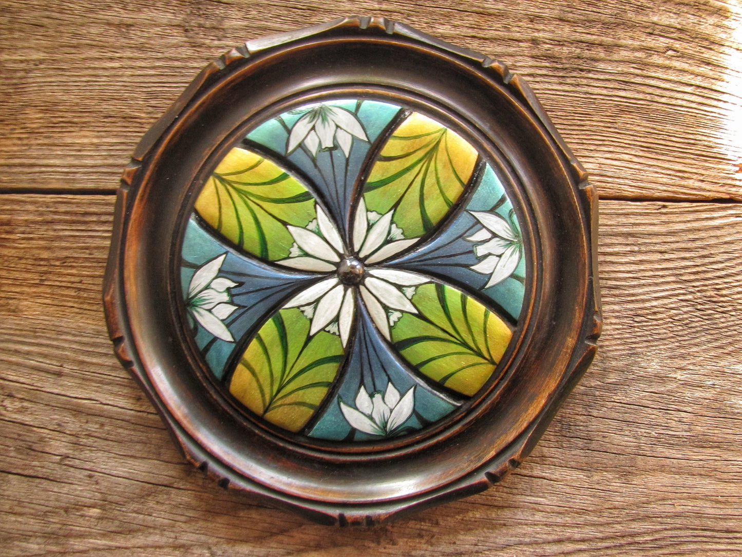 Lùthien carved plate - reserved for Ken